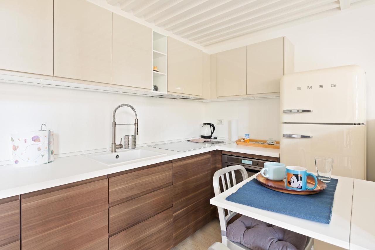 Elegant Loft With Balcony! Διαμέρισμα Μιλάνο Εξωτερικό φωτογραφία